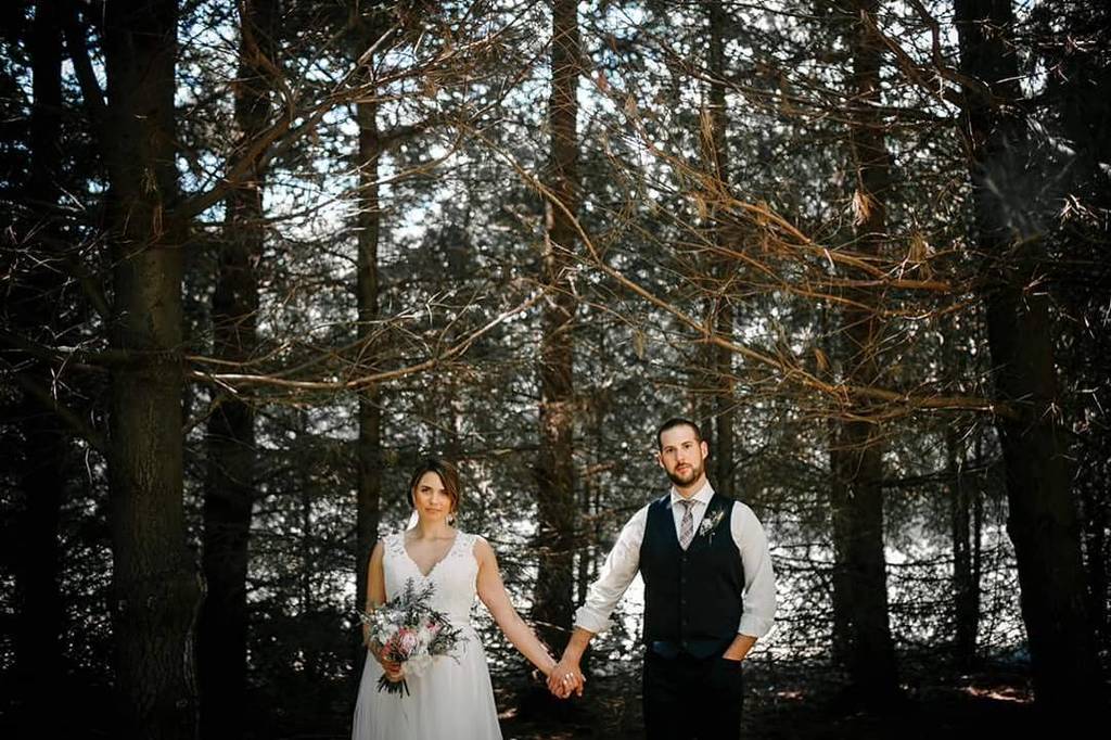 YaiPhotography's tweet photo. Working on a blog post!
#weddingphotography #weddingday #couple #nature #lovelight #yaiph⦠https://t.co/MsFsccei2M https://t.co/fzJIifJV7h