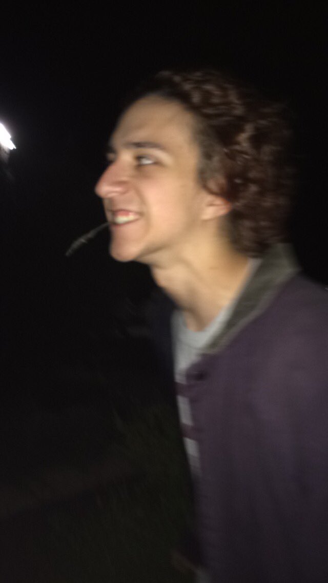 weirdbearrrd's tweet image. Nik Romano everybody #embarrassyourbestfriend