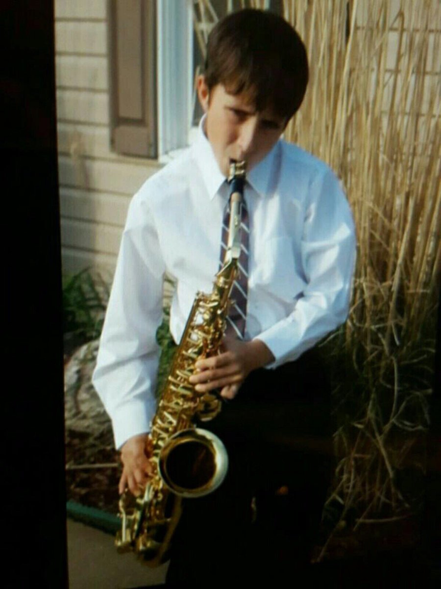 weirdbearrrd's tweet image. Nik Romano everybody #embarrassyourbestfriend