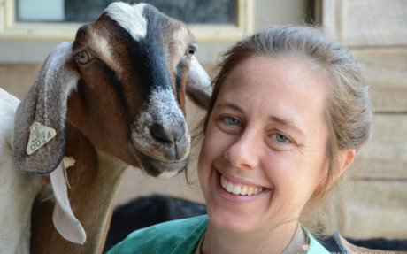OneGreenPlanet's tweet image. This Awesome Woman Gave up Her Teaching Career to Help Animals in Need onegreenplanet.org/news/gave-up-h…