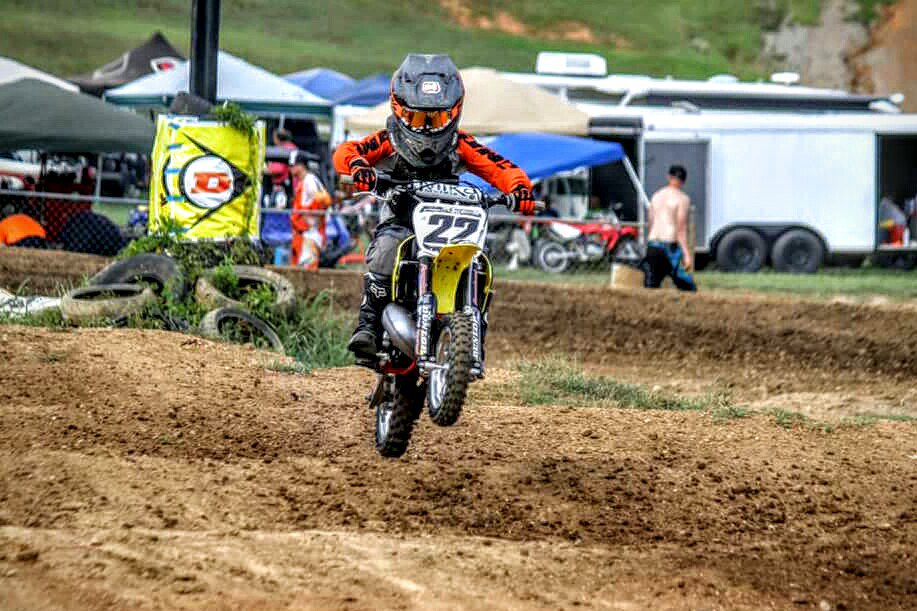 CaleJames22's tweet photo. Blastin whoops on #22 @KingCobraOfFlor @MikaMetalsUsa @DT1AirFilterUSA @CycleGear @OneIndustries @RideDunlop machine https://t.co/ufzCk6990q