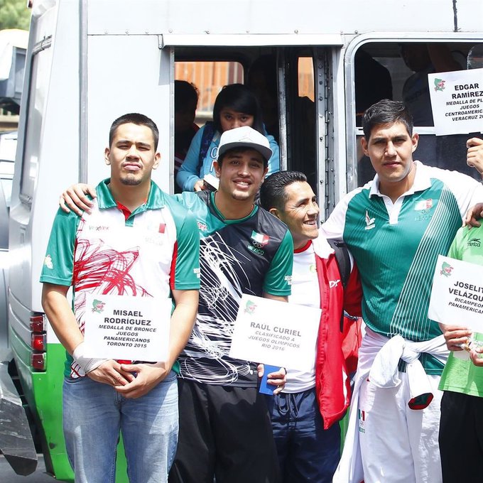 View image on Twitter