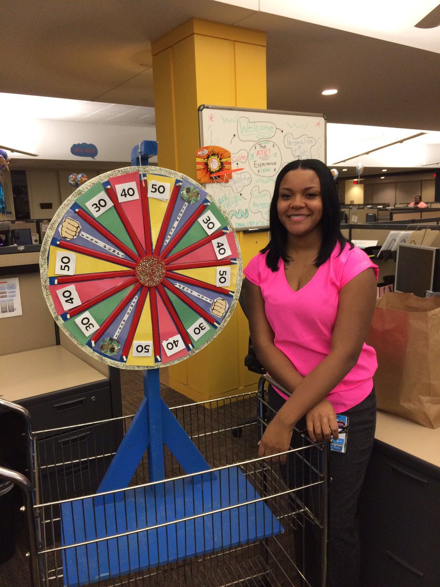#lifeatatt <a href="/Memphis_CC/">Mighty Memphis</a> #CrémeDeLaCréme  Quannesha got 40 points spinning the wheel for testing the resolution