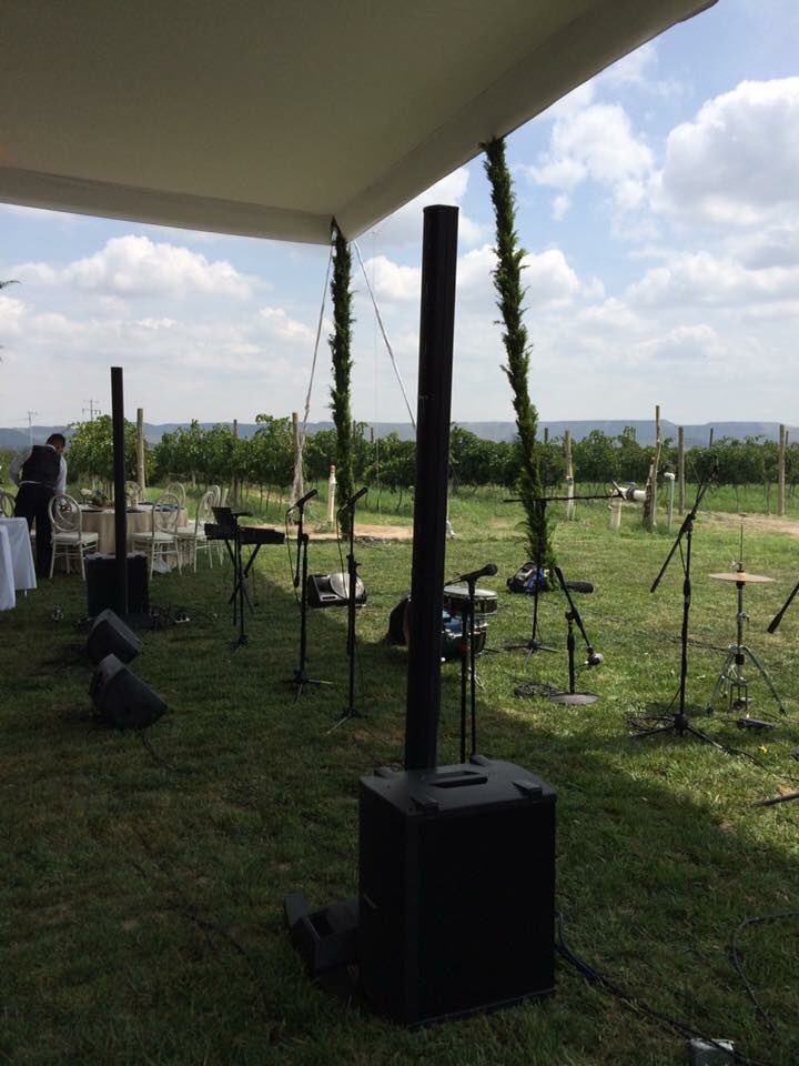 MTAUDIOPRO's tweet photo. #MTAUDIO,vendimiaRG,elemento tres,Consort Parras,Coahuila,Yamaha01v96,BosΓ©L1model2,b52 https://t.co/nQ9tJwKbM6