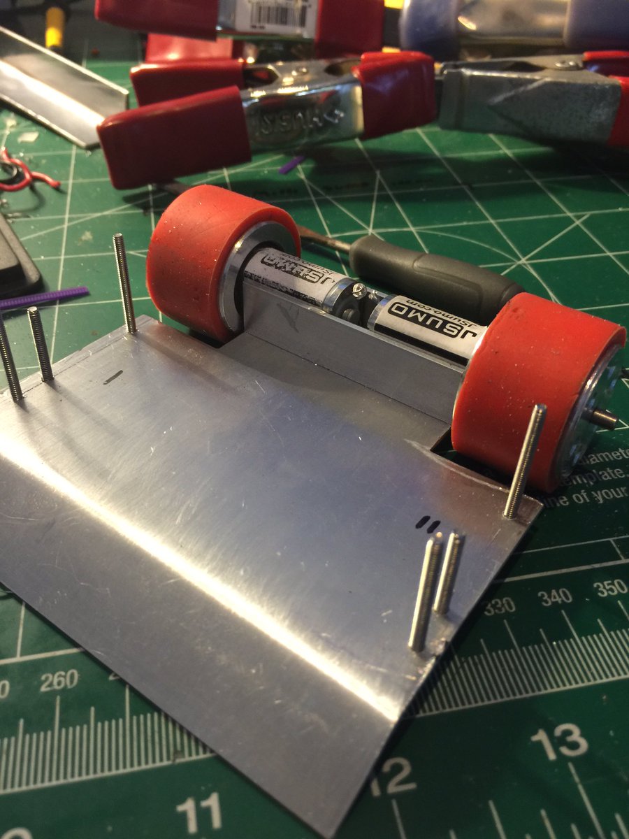KalebJClark's tweet photo. What are the chances that Home Depot had almost exactly the right size aluminum channel for those motors to fit in? https://t.co/T4XzWpuEgO