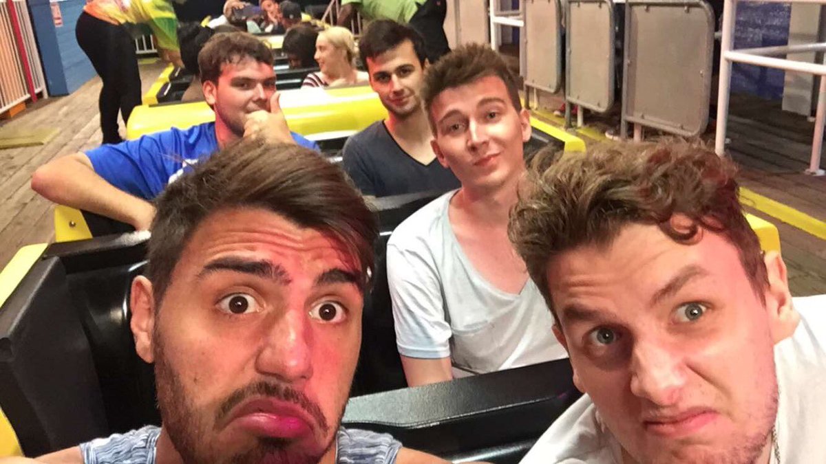 BillaVGC's tweet photo. Day2 in LA! #welcometothepier #rollercoaster #westcoastboys . @Tyl0o joined us Today, so #crewcompleted https://t.co/T0W8nO0d7Y