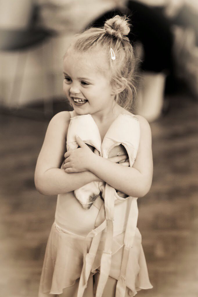 MissNinaBallet tweet media