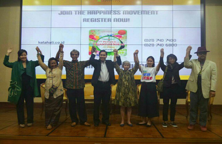 Mahasiswi Ini Dirikan Komunitas Bimbel Online, Anggotanya 44 Ribu Lebih - publik-news.com/2016/08/13/mah…