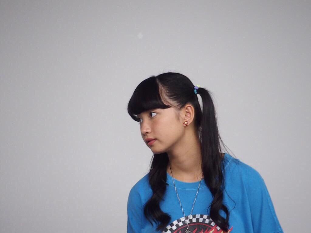 黒宮れい私服 黒宮れい私服