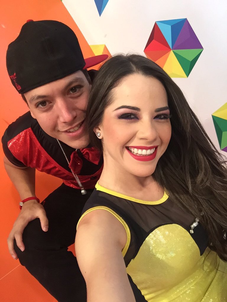 ArelyTellez's tweet photo. Feliz cumpleaños amigo @_snuppy08 , Dios te bendiga siempre, espero hayas disfrutado tu día. Te quiero amigo! https://t.co/pLc6z4GUkV