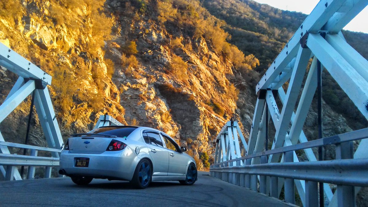 KrazyCobalt's tweet image. Good drives always help...
#tougesociety #chevrolet #cobalt #canyonrunner #gmr #azusacanyons #lifestyle #touge