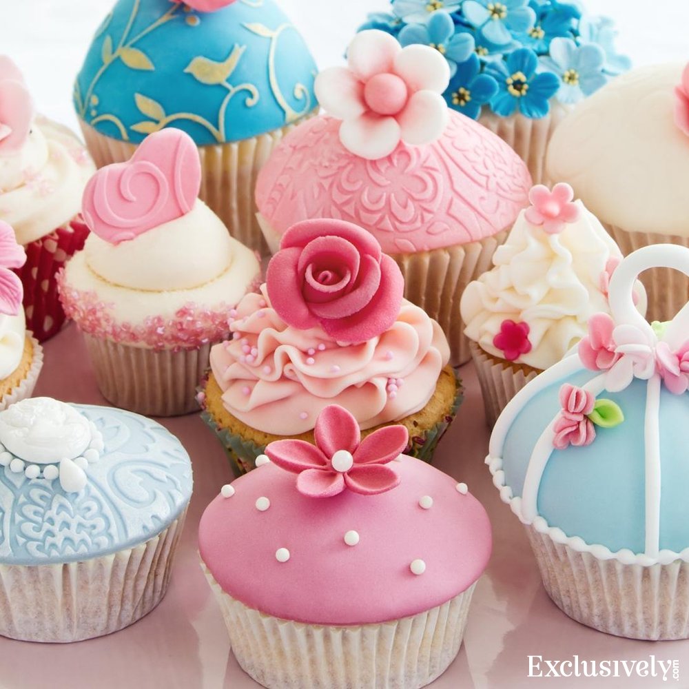 ExclusivelyCom's tweet image. We love them! Celebrate this #rakshabandhan by gifting these cute cupcakes, that are as sweet as your sister!