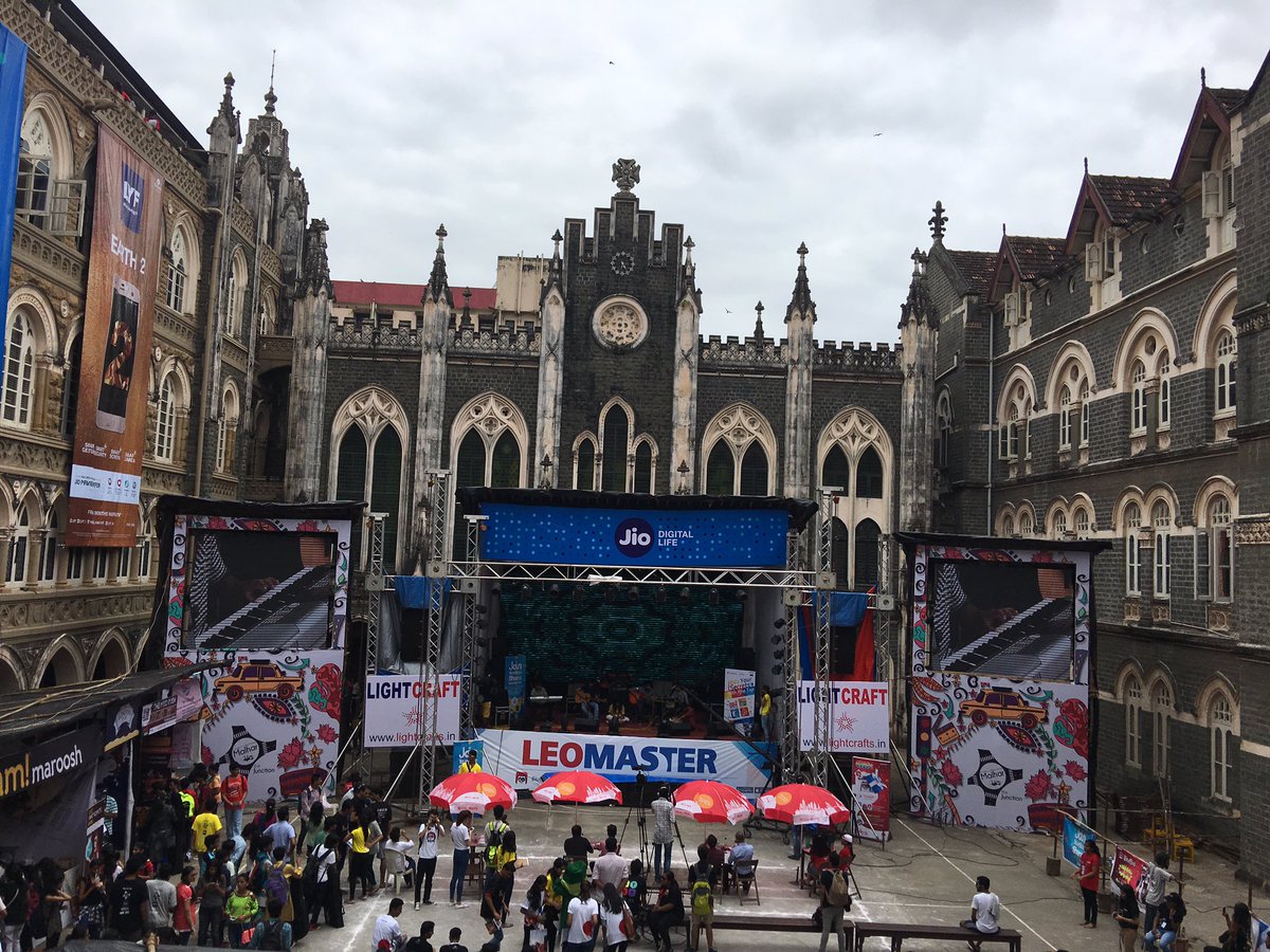 LeoMasterTech's tweet photo. It's Leomaster Day at #Malhar st. Xavier's college! The fest is awesome! #music #culturefestival #mumbai #india https://t.co/UPOaChJDqI