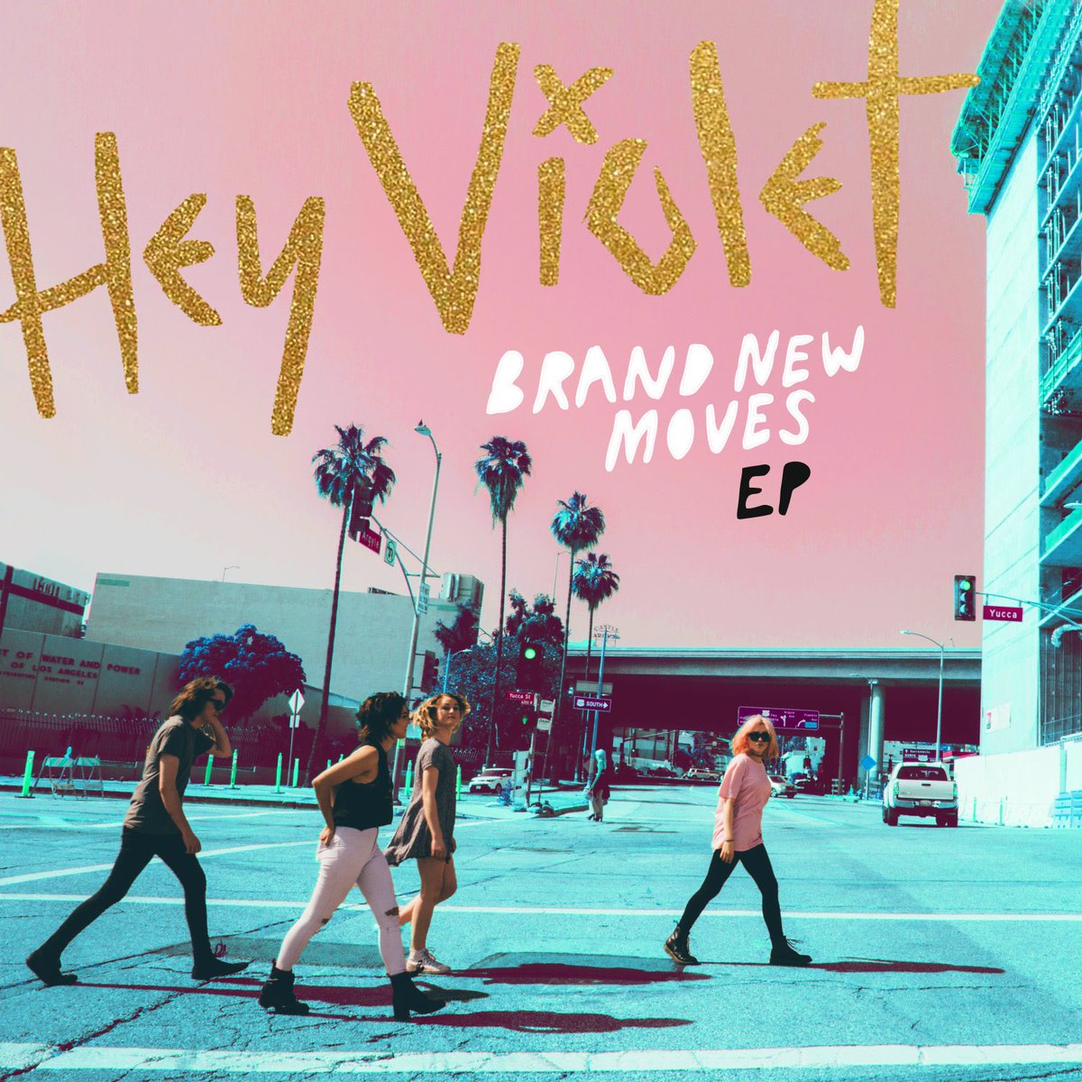 HeyViolet's tweet photo. when ur ep is out😍😍😍 https://t.co/PYZGn06MOz #brandnewmoves https://t.co/UzEGYwlIEt