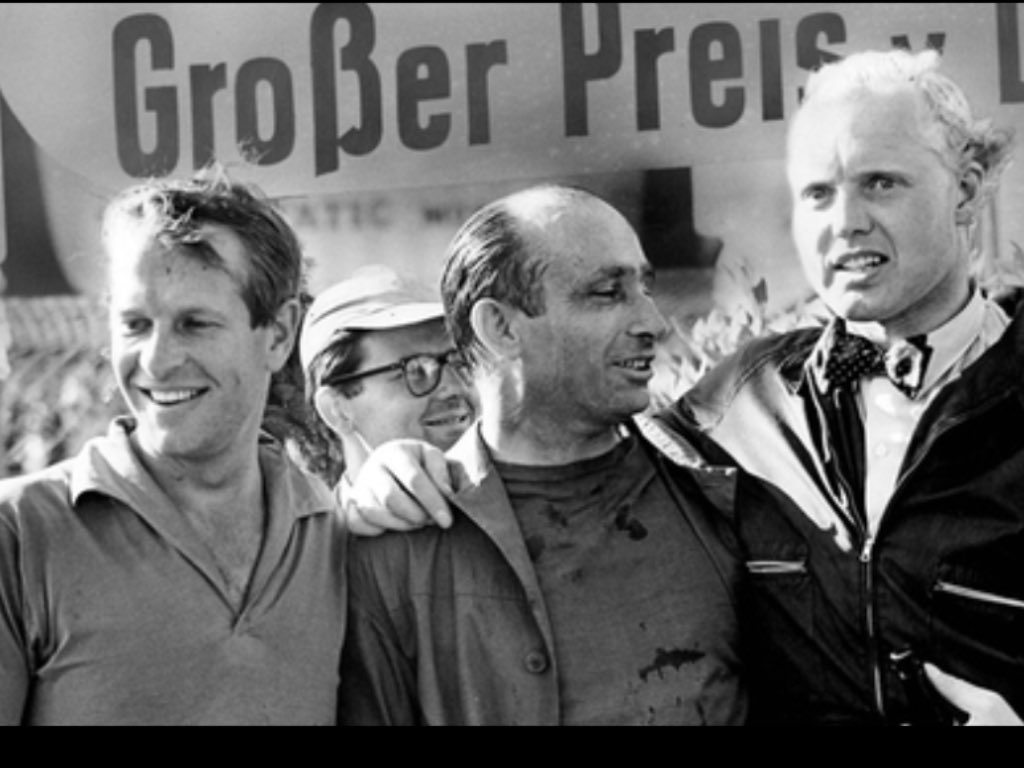 F1Tornello's tweet photo. Siga volando Maestro! Su hazaña no la borrará el tiempo, pasaron sólo 59 años! #Fangio #Nürburgring 1957. https://t.co/qbpcX6jI0h