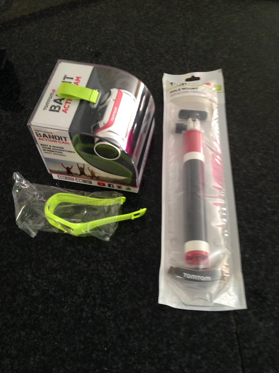 Big thanks to <a href="/TomTom_SA/">TomTom South Africa</a> @chantzg1 for the new tomtom goodies,gonna be fun testing these out