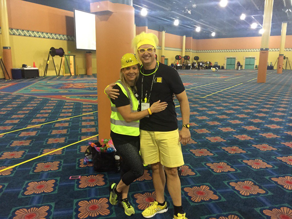 mkuehnert2's tweet photo. Team Challenge 2016!!! #IILC #EYIntern https://t.co/tDqFJjv4aF