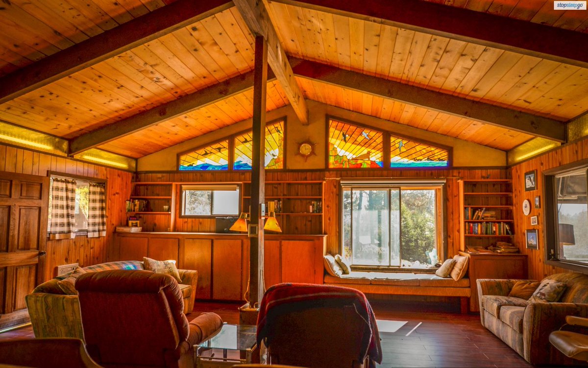 StopSleepGo's tweet image. Book a #staycation holiday in this local treasure worth exploring. ow.ly/G22G302N3YA #PointReyes #SanFrancisco