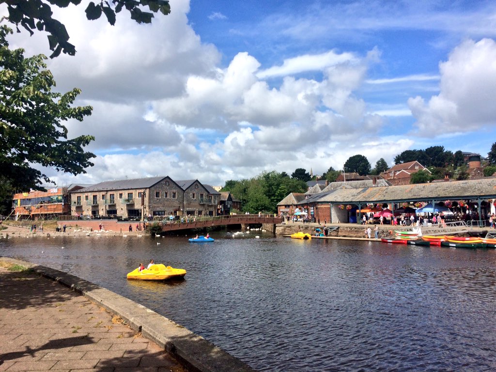 TwoCoastCounty's tweet image. TONIGHT @Exetermarket #streetfood @TheQuayExeter @GourmetSK @streetfoodsw @DansYankKitchen @dosameup  @ExeterLiving