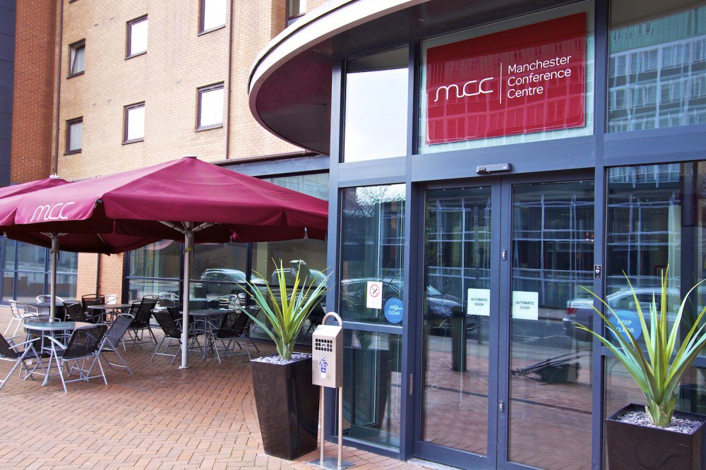 What are you doing next Thurs? Learn the secrets of Google &amp; Twitter dld.bz/e7xbM #altrincham #knutsford