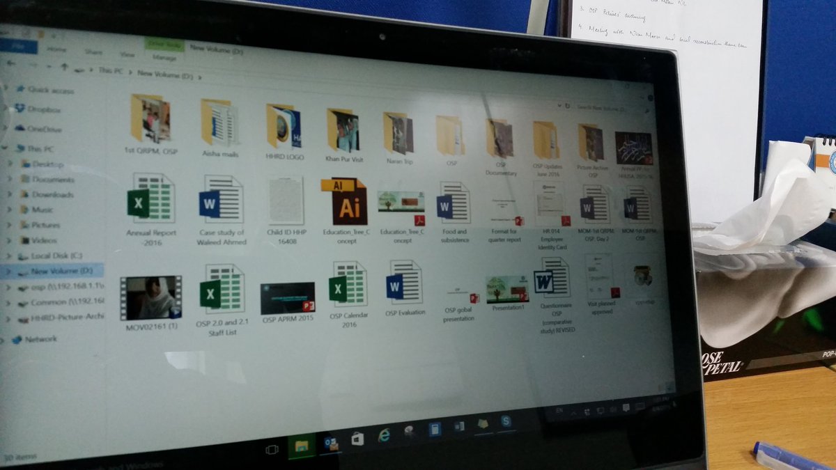AaishaAman's tweet photo. Busy in organizing the mess i have created on my desktop so far due to engagement in #IYC2016 since 3 months... https://t.co/AcnEl7ofPZ