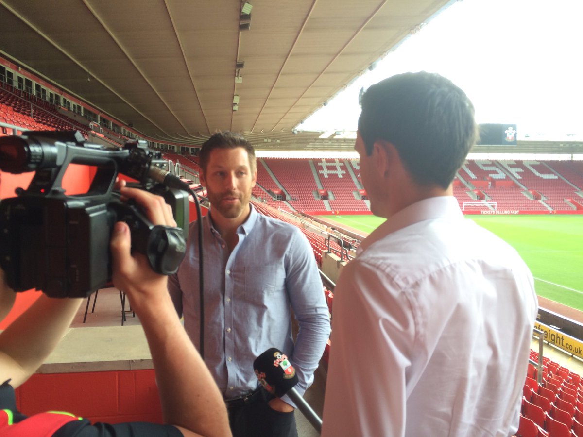 DrSlaunwhite's tweet photo. Chatting with @SouthamptonFC media https://t.co/nVZA417cK3