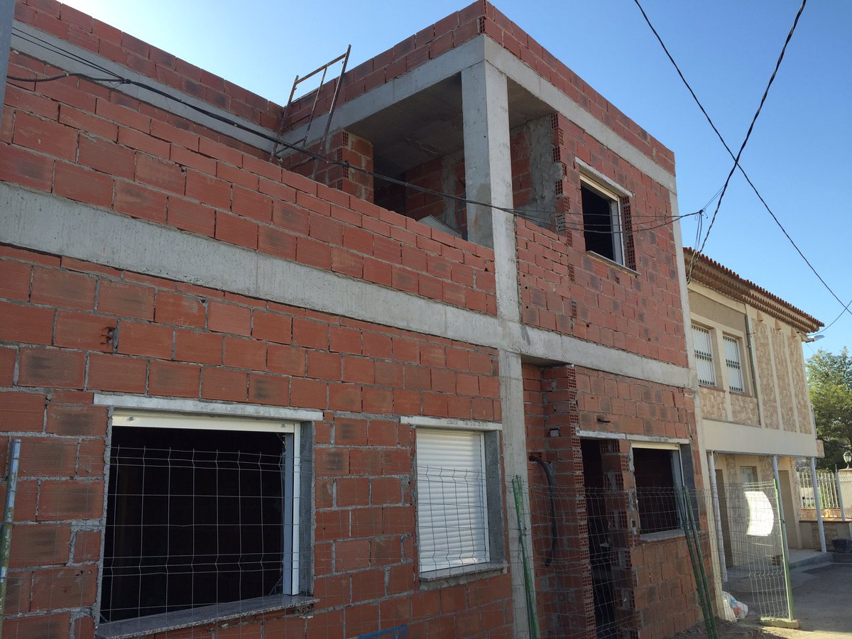 pedrojgarcia4's tweet photo. Revisando la reconstrucción de vivienda demolida a causa de los terremotos de #Lorca con @joaquin_giner https://t.co/R2vviE2RDB
