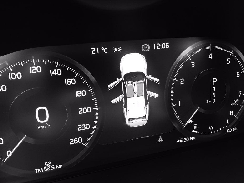 RodrigoRomano_'s tweet photo. #cars GO 🍎 #volvoS90 #inscription @TacometroChile #swedendesign #sclmag 🍀 @VolvoCarsCL #swedenimages @volvocar_es https://t.co/bNnB04M25n