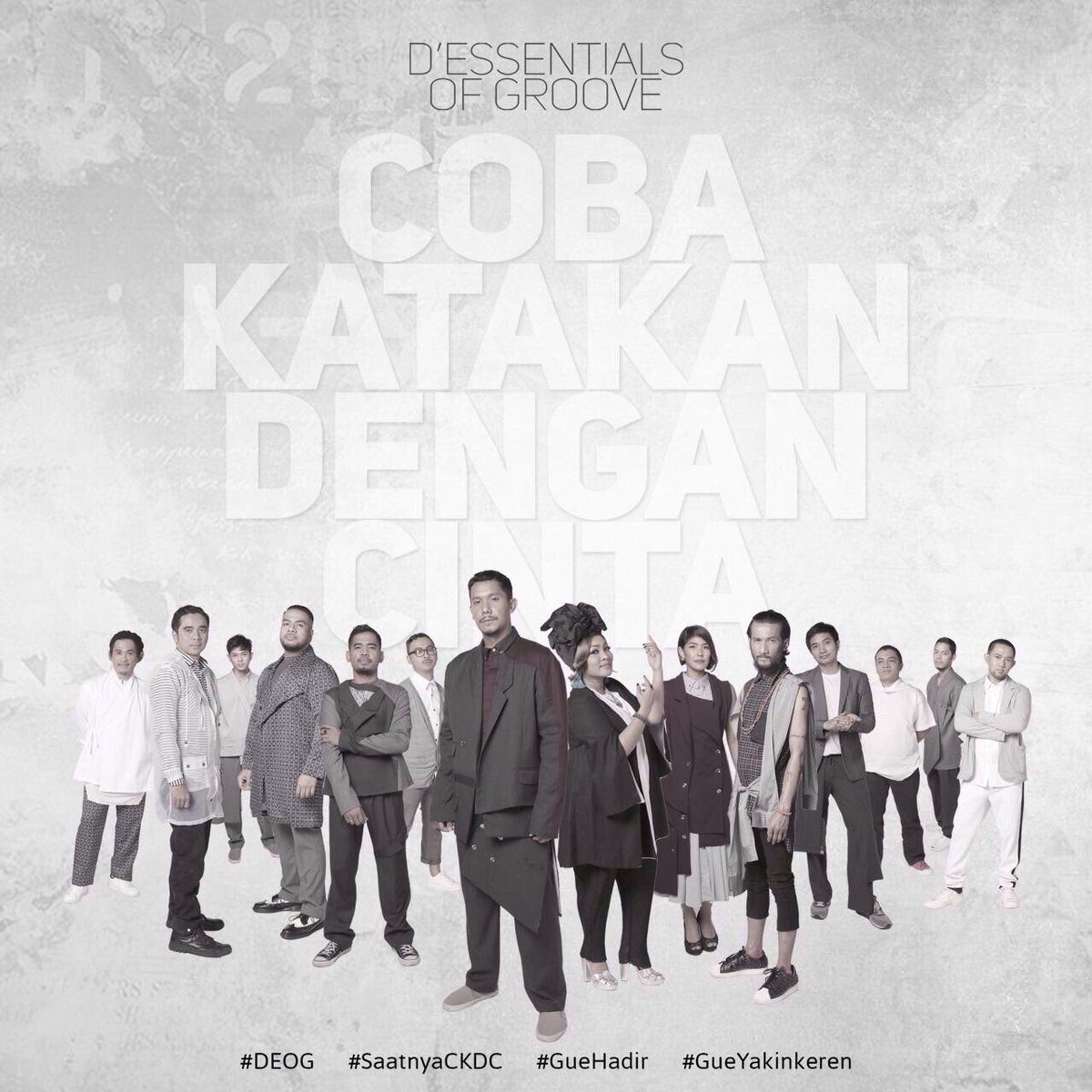 suaraakbar's tweet photo. #TRENDMUSIC #EdisiKamis
memutar: @MaliqMusic @thegrooveindo [D'Essentials of Groove] - Coba Katakan Dengan Cinta https://t.co/s93xrDTGXG