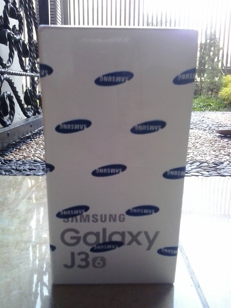 meliyantieli's tweet photo. Terima kasih @opera_id @Samsung_ID J3 6 Gold hadiah kontes #jagohematdata sudah diterima di Palembang. Salam sukses. https://t.co/LlsDKBN1jI