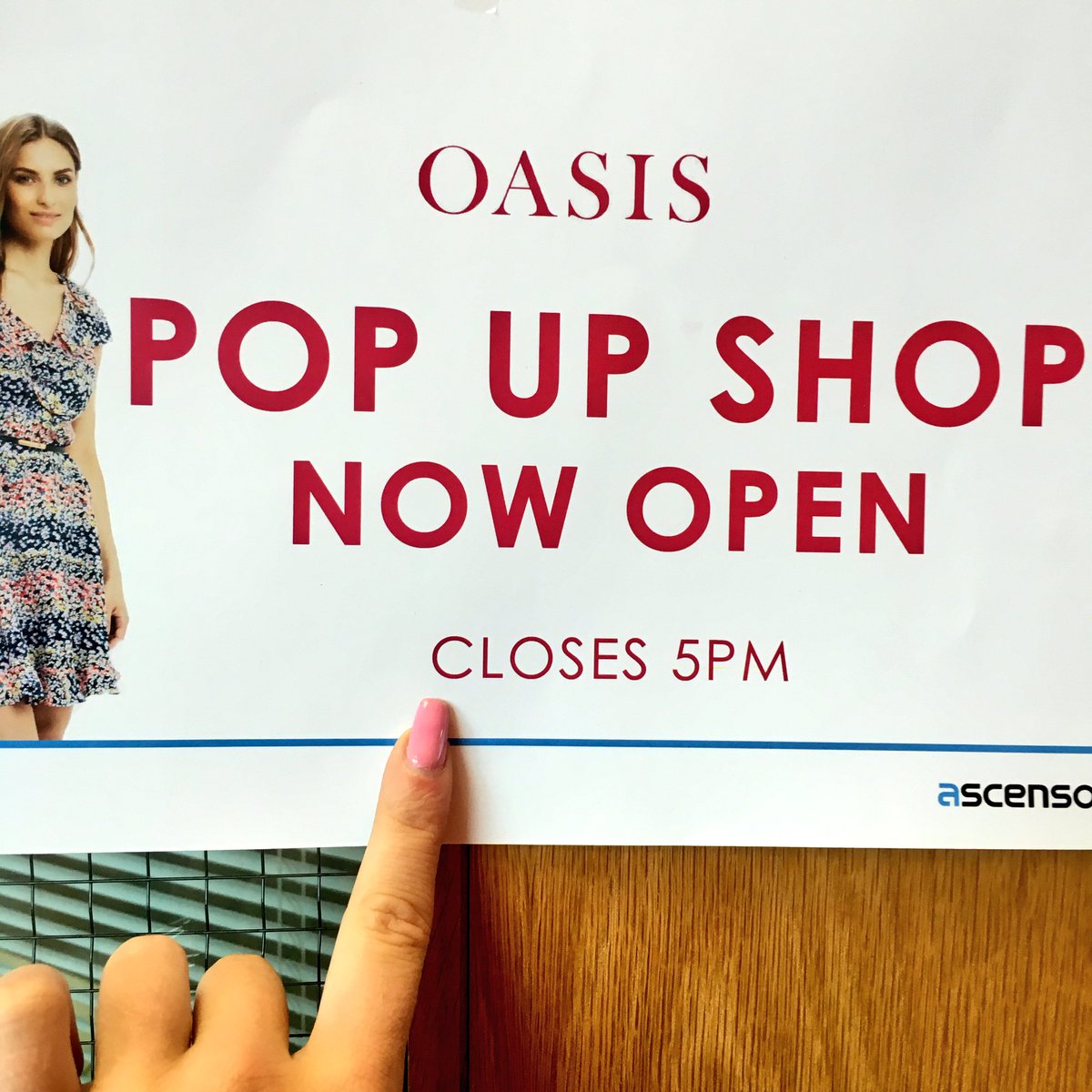 Oasis_Glasgow's tweet photo. Our #MyPersonalStylists are holding a styling workshop & pop up shop at Ascensos today #Exciting https://t.co/vkVpwOAJsU