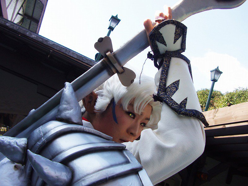 悠羽司恩 ひさは しおん 公式 豊島園にて闘牙王のコスプレ 5年ぐらい前の写真を出してみました コスプレ 闘牙王 犬夜叉 殺生丸 叢雲牙 Facebook T Co Tgzpvtx7to T Co Imtxau6gnn Twitter