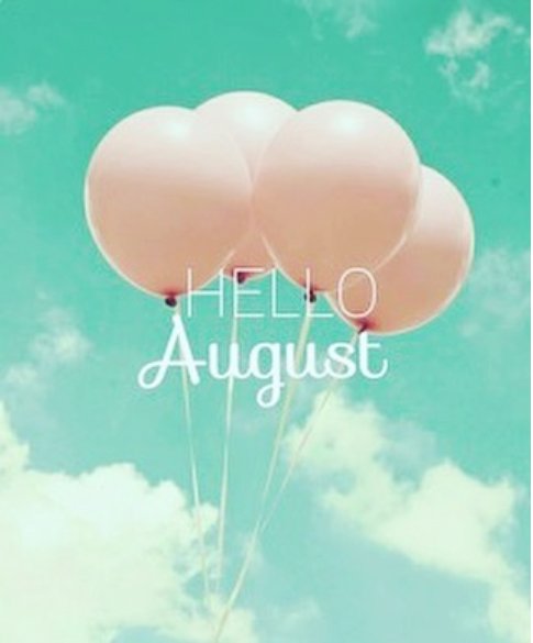 LondonActing16's tweet image. Hello August! Stabbing the ballon &amp;amp; going with the flow! We love that! #improvising #actorslife #fly #holiday #love