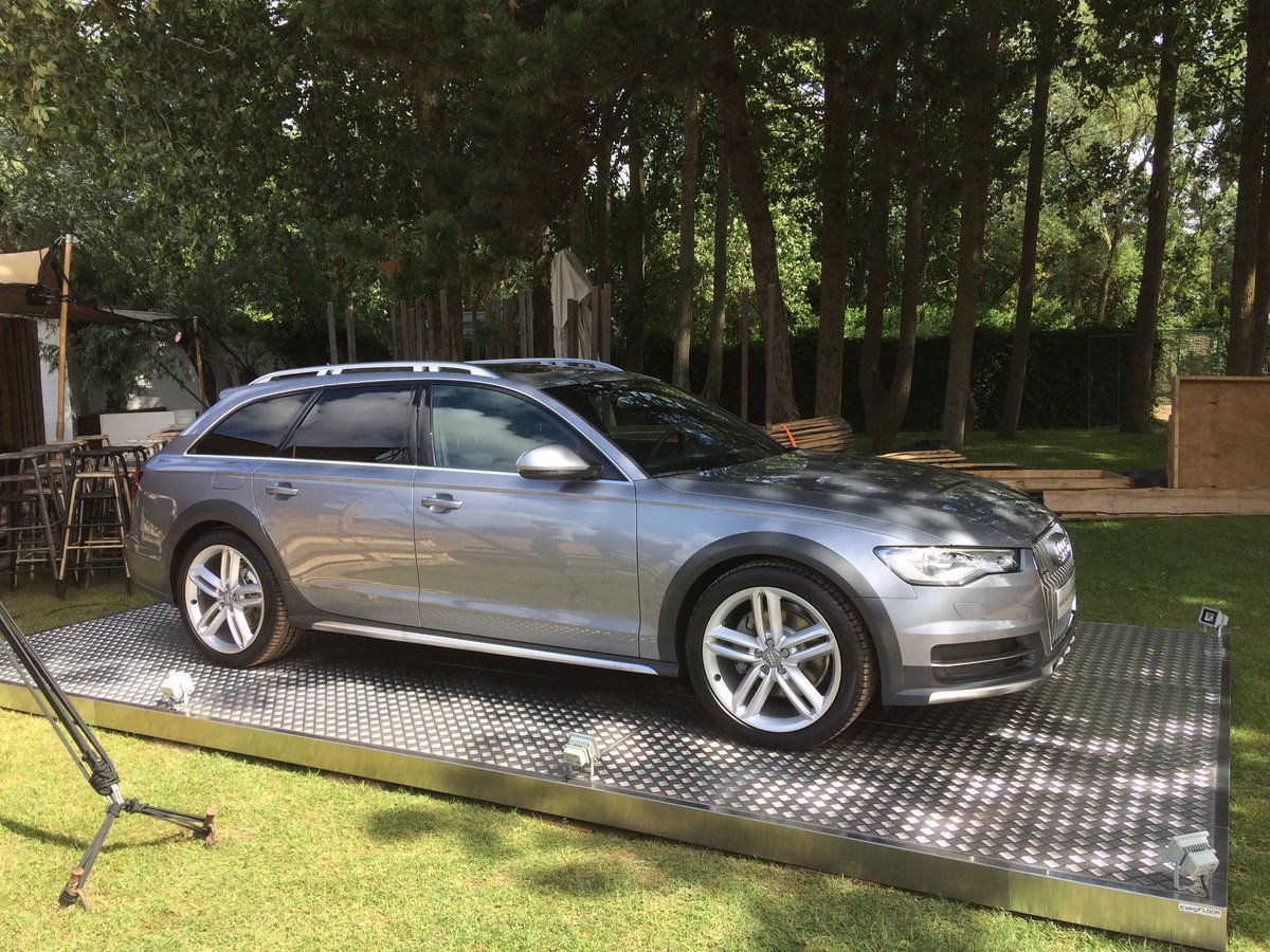 Expofloor01's tweet photo. Expofloor for Audi!👌🏻 #Expofloor #Audi #A6 https://t.co/gY5CkagSe9
