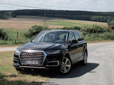 LNAutomobiliste's tweet image. L’essai de l’@AudiFrance Q7 e-tron quattro est en ligne theautomobilist.fr/essai/essai-au… #audi #quattro #etron @Audi_Online