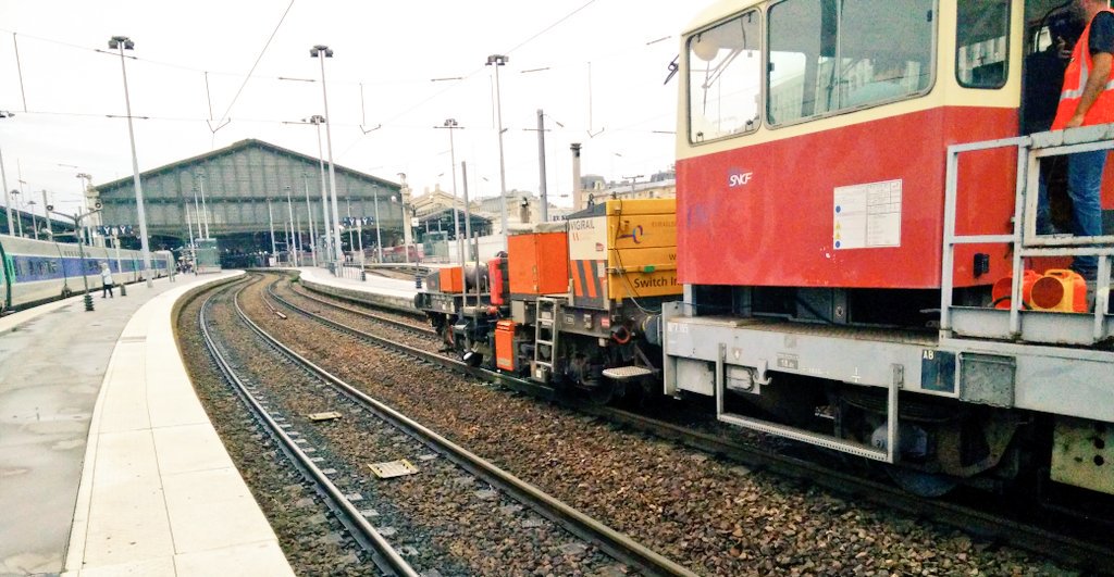 Tournée de surveillance vidéo VIGIRAIL avec le wagon SIM en Gare du Nord. #SNCFReseau