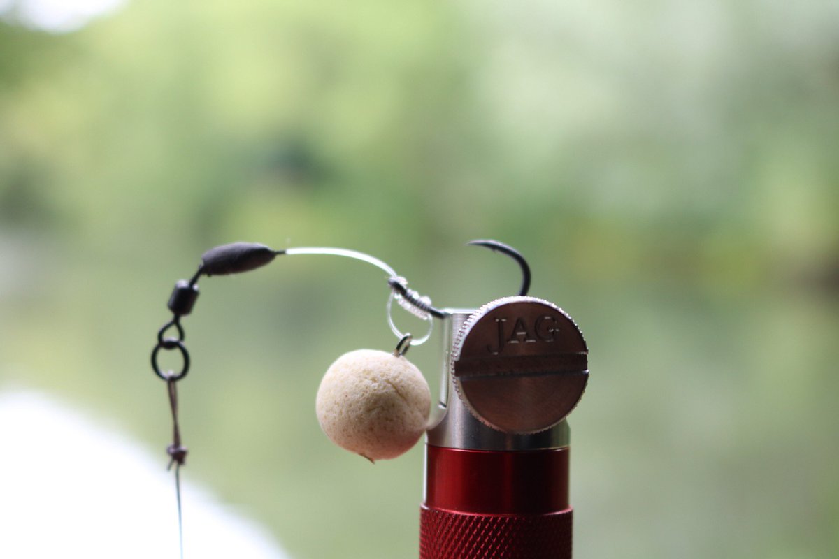 rich982's tweet photo. Kraken Tackle Offset Hook on a Stiff Hinge #KrakenTackle #Offset #Hook #Richworth #Score #Popup #Wherequalitycounts https://t.co/r39cgAKtY8