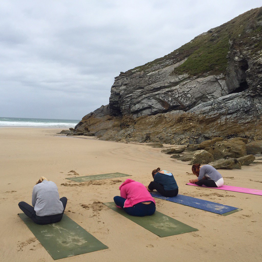 shineyogaUK's tweet photo. Yoga on the beach @LustyGlazeBeach is always beautiful! Join me Wednesday's at 9.30am https://t.co/COHJd28nSG https://t.co/MnUg5zhoky