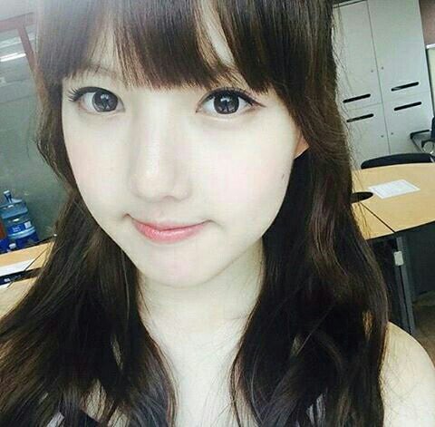 yerin_diary's tweet photo. Let's Selfie! ^^ https://t.co/SkZG7vfMby