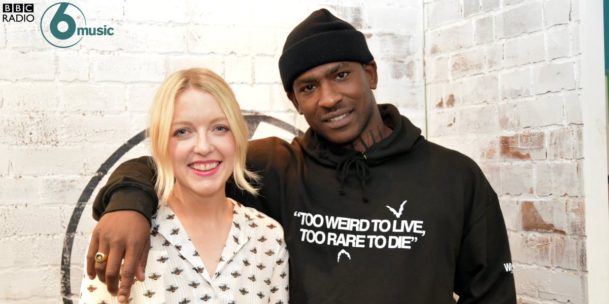 <a href="/Skepta/">Big Smoke -</a> popped by to chat #MercuryPrize nomination - <a href="/lauramvula/">LAURA MVULA</a> &amp; <a href="/jamiewoon/">Jamie Woon</a> on the way bbc.in/2awoKsX