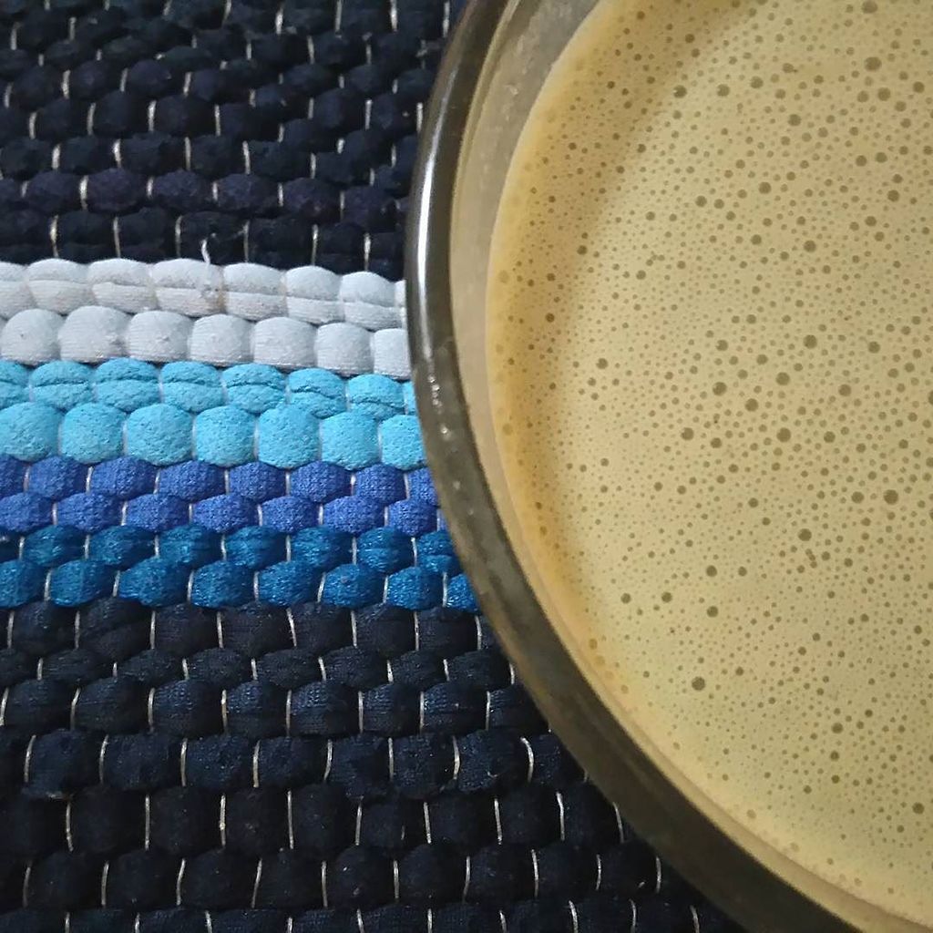 chagallsierra's tweet image. Good morning. Thin kefir smoothie today. #delicious #vegetarian #firstbreakfast ift.tt/2aUVdiG