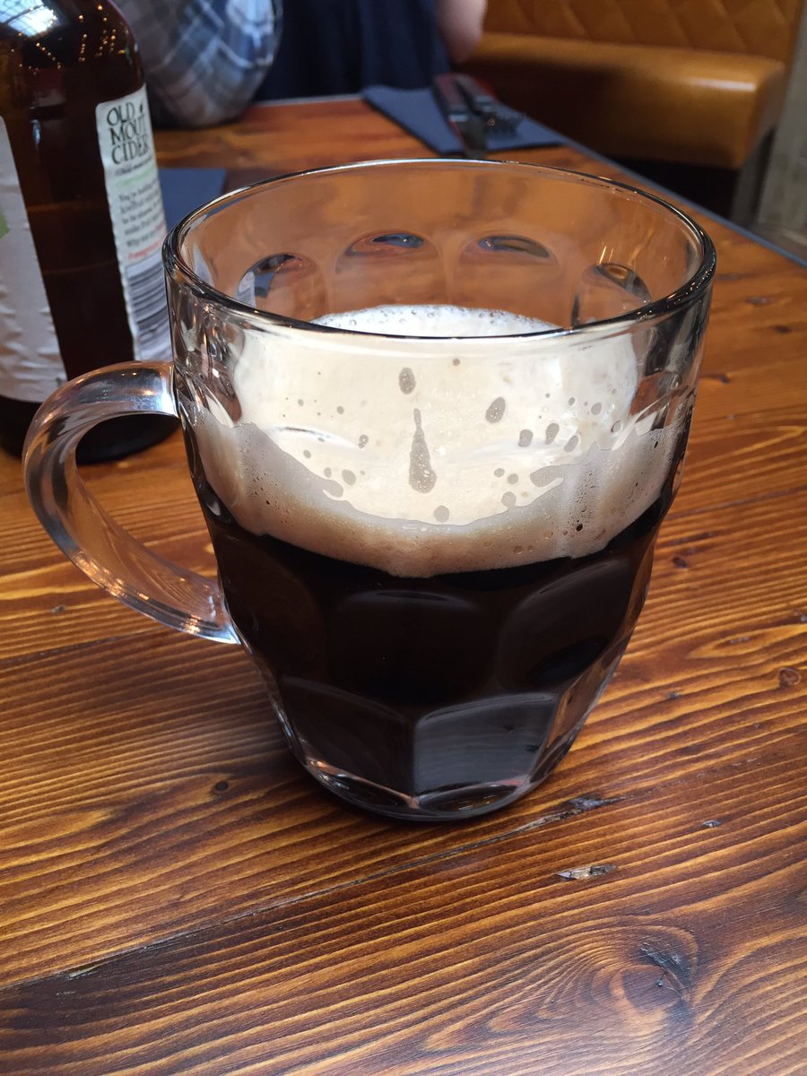james_smith656's tweet photo. @campervanbrew came to the @Foundry39 just for your milk stout! 😋 https://t.co/vAMvu9XDLn