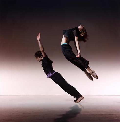 StageBluePrint's tweet photo. RT if you feel that the adrenaline of performing on stage is the best feeling ever.
#dance #PerformanceArt #SBP https://t.co/OfBcMcfQxZ