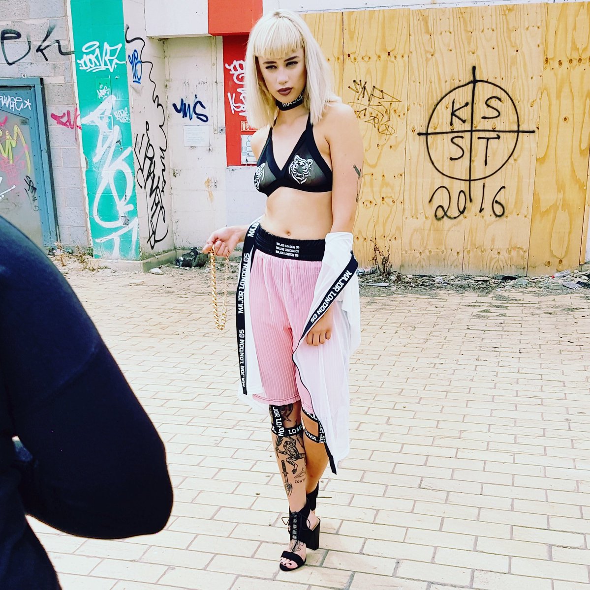 MajorLondon05's tweet image. New styles going online soon, We're also selling at Wilderness Festival with Secret Emporium till Sunday 👌👐❤