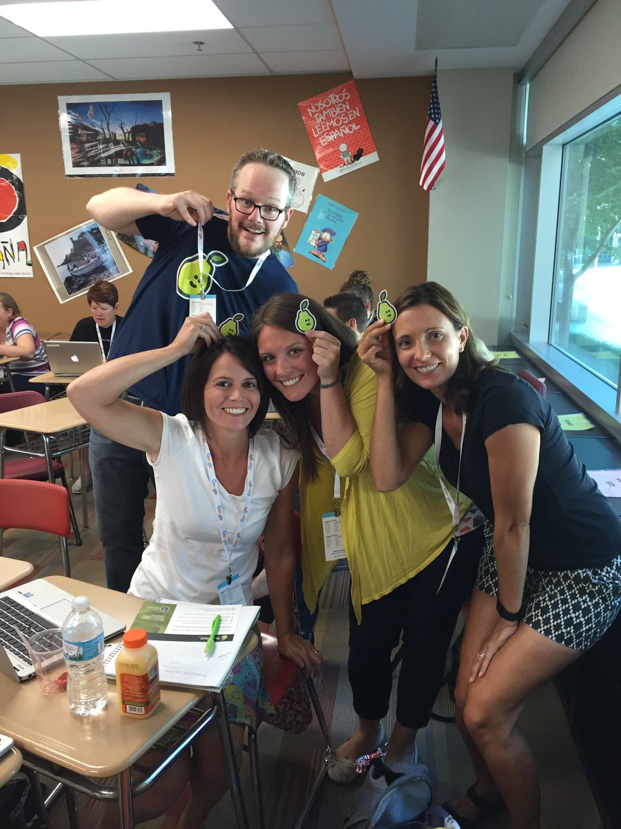 StephBirch2's tweet photo. We're now PEARrot Heads!! Pear Deck is a must have!! @MisterWickham #gafesummit #weare203 https://t.co/14Eh6I0CAW