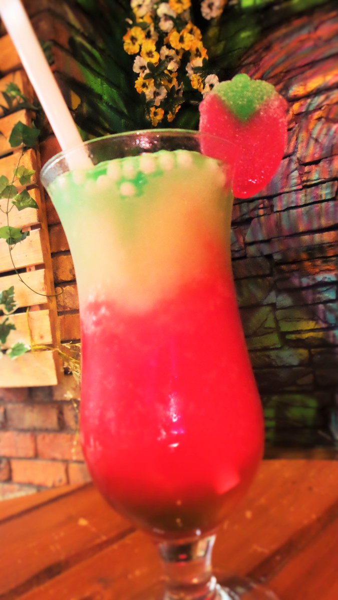 Another awesome #daiquiri special this weekend with this Strawberry Twist! #bellinisnewry #newry #cocktails