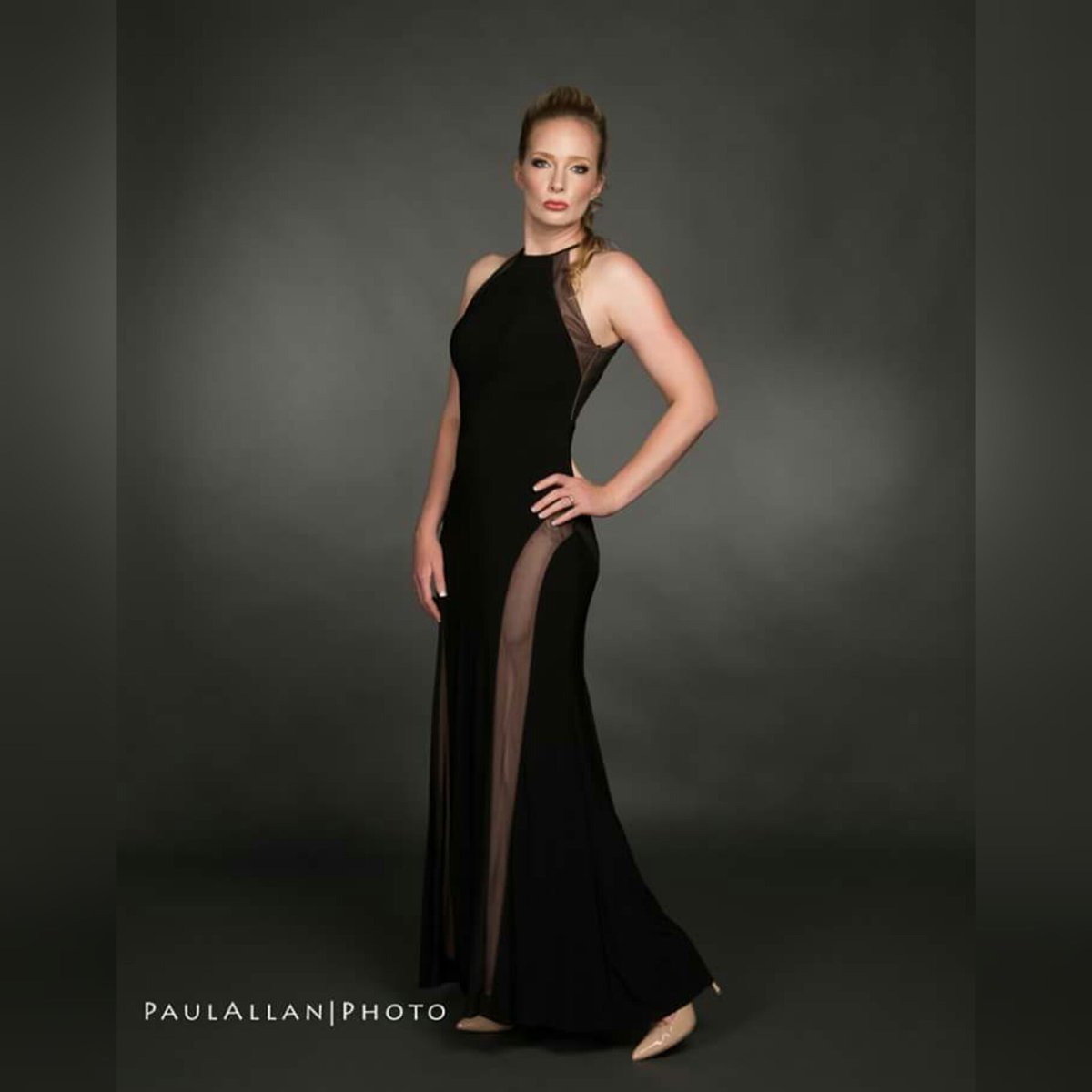 TFD_model's tweet photo. Photography by : Paul Allan HMUA: Jessie Campbell #model #photography #fashionmodel #fashion #studio #fashionshoot https://t.co/SxOAbP0ble