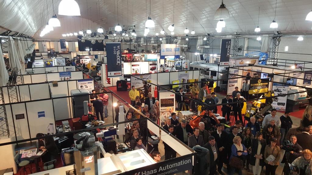 expogral's tweet photo. Estuvimos a cargo de la infraestructura de #EXPIMA2016, Marcos Juárez, Córdoba https://t.co/TSkIrHw0e0