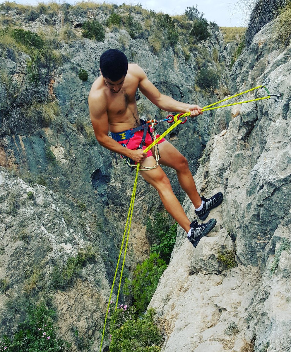 alvarofm5's tweet photo. Bajar y subir... caer y levantarse... todo pasa por algo, esperemos ese algo💪 https://t.co/4OfLc6f7Hl