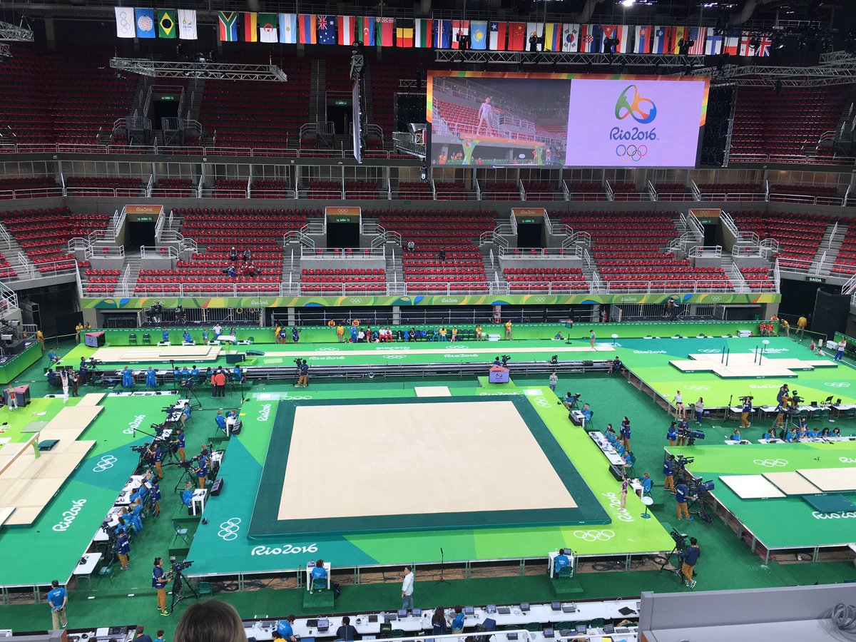 samanthapeszek's tweet photo. Annnnd let's go podium training! https://t.co/xMbTubb4SY